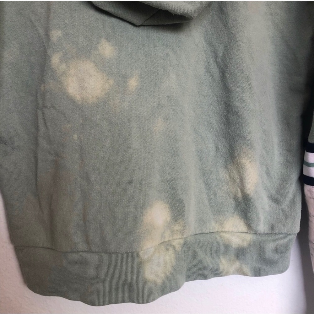 Soft Green PINK Zip-up - Picture 3 of 8